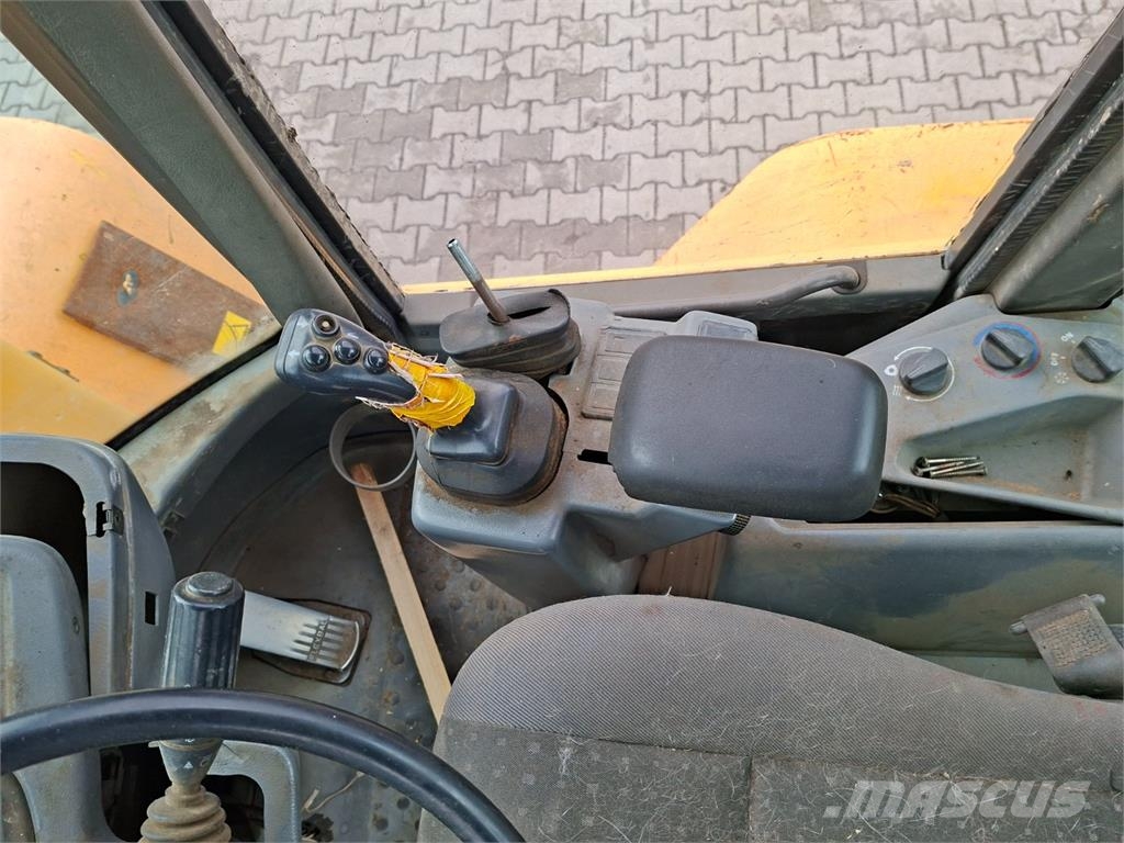 Volvo L 45 B - TP 4X4 Прочие фургоны
