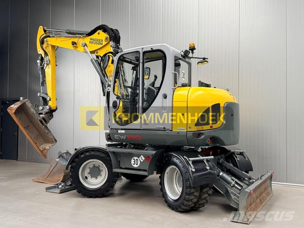 Wacker Neuson EW 100 Powertilt Excavadoras 7t - 12t