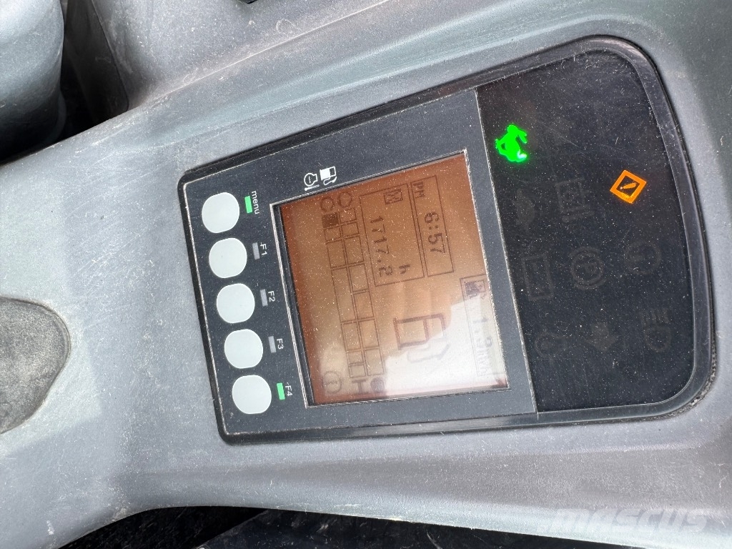 Yanmar VIO50 (02402) حفارات صغيرة أقل من 7 طن (حفارات صغيرة)