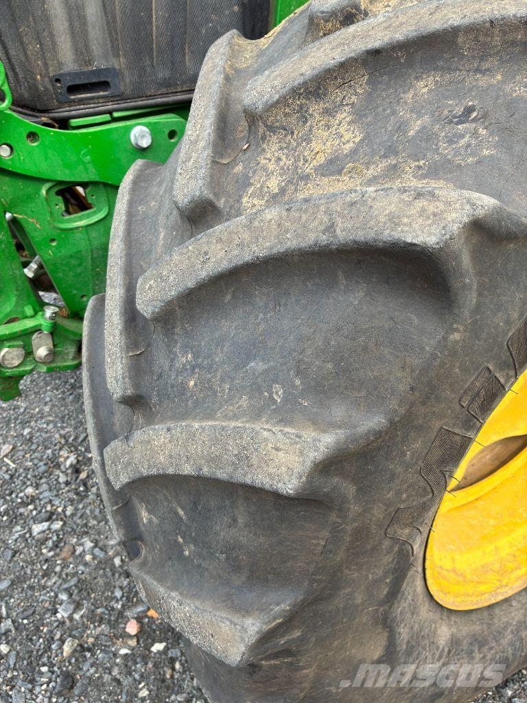 John Deere 6120 M COMMAN QUAD Трактори