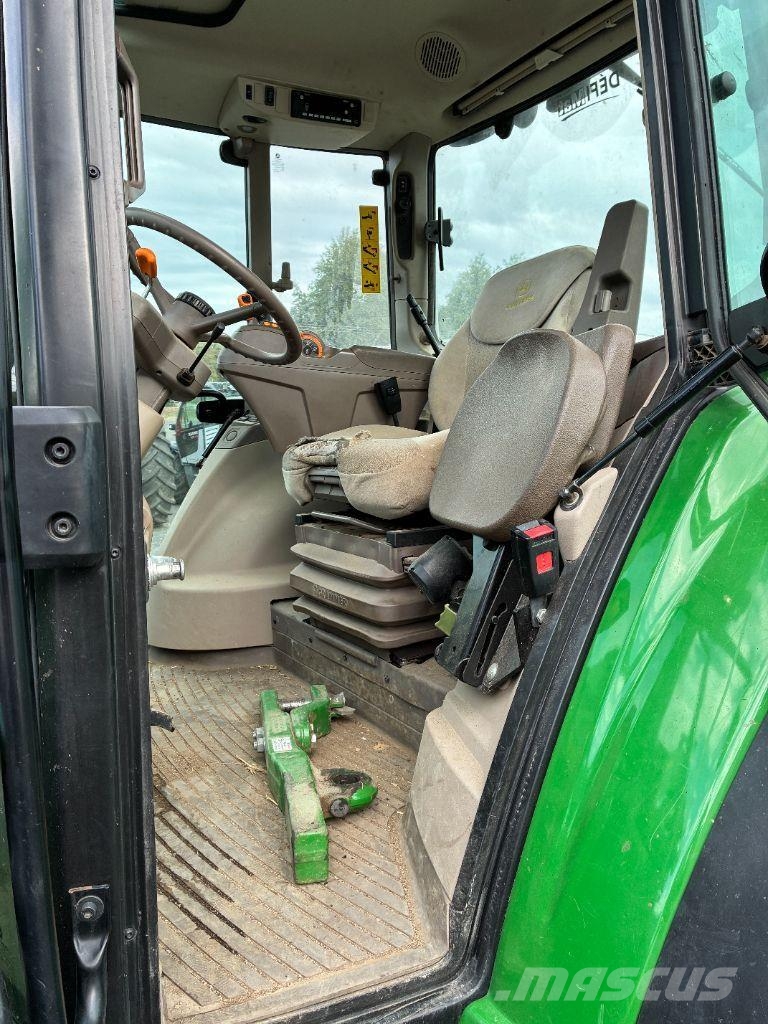 John Deere 6120 M COMMAN QUAD Tractoare