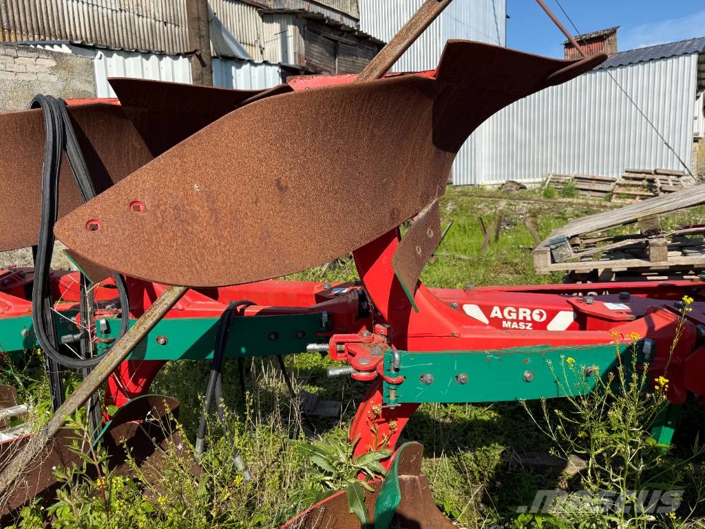 Agro-Masz PO5 Obračalni plugi