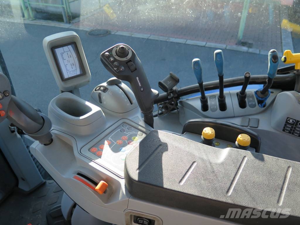 New Holland T 6.180 الجرارات