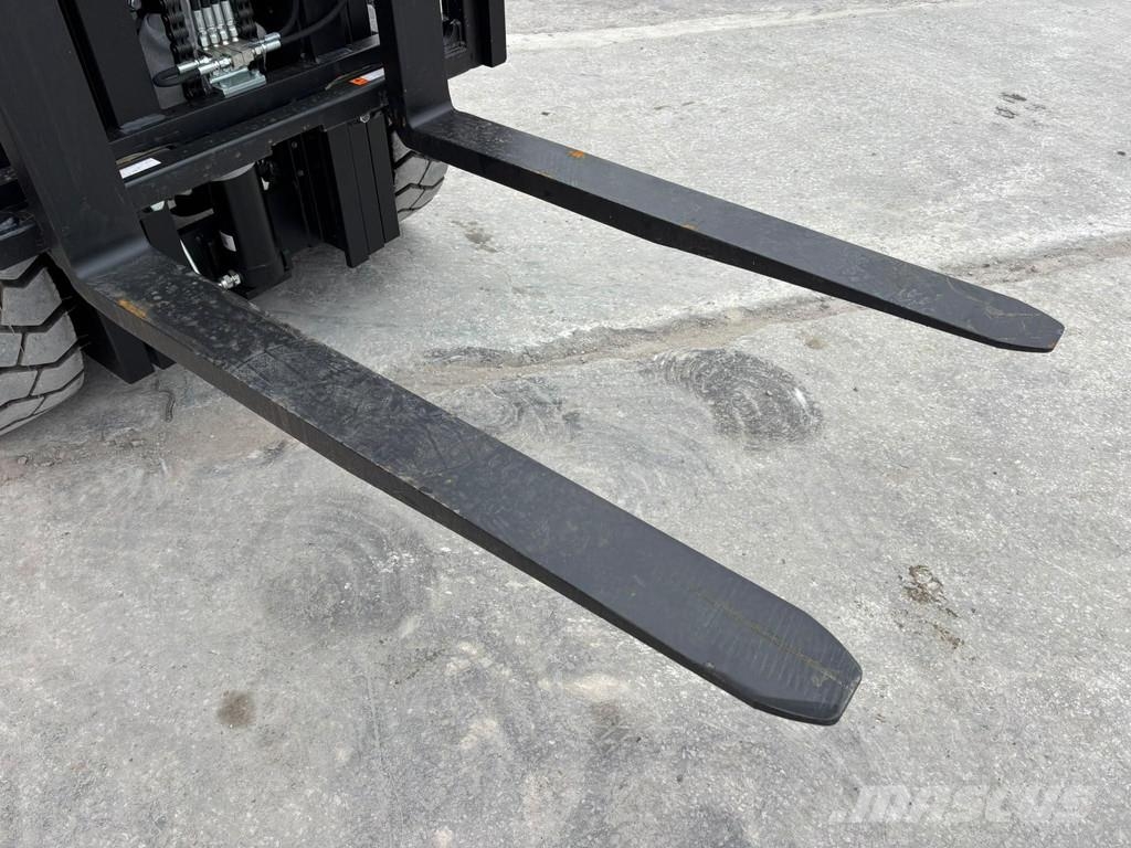 Hangcha CPCD 35 Triplex free lift mast / forks 1220 mm / s Dizelski viličari