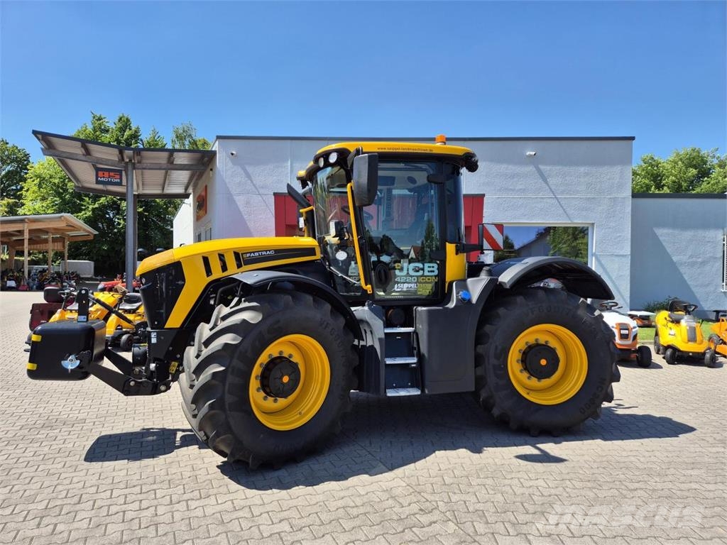JCB FASTRAC 4220 ICON PRO-LINE GPS 曳引機