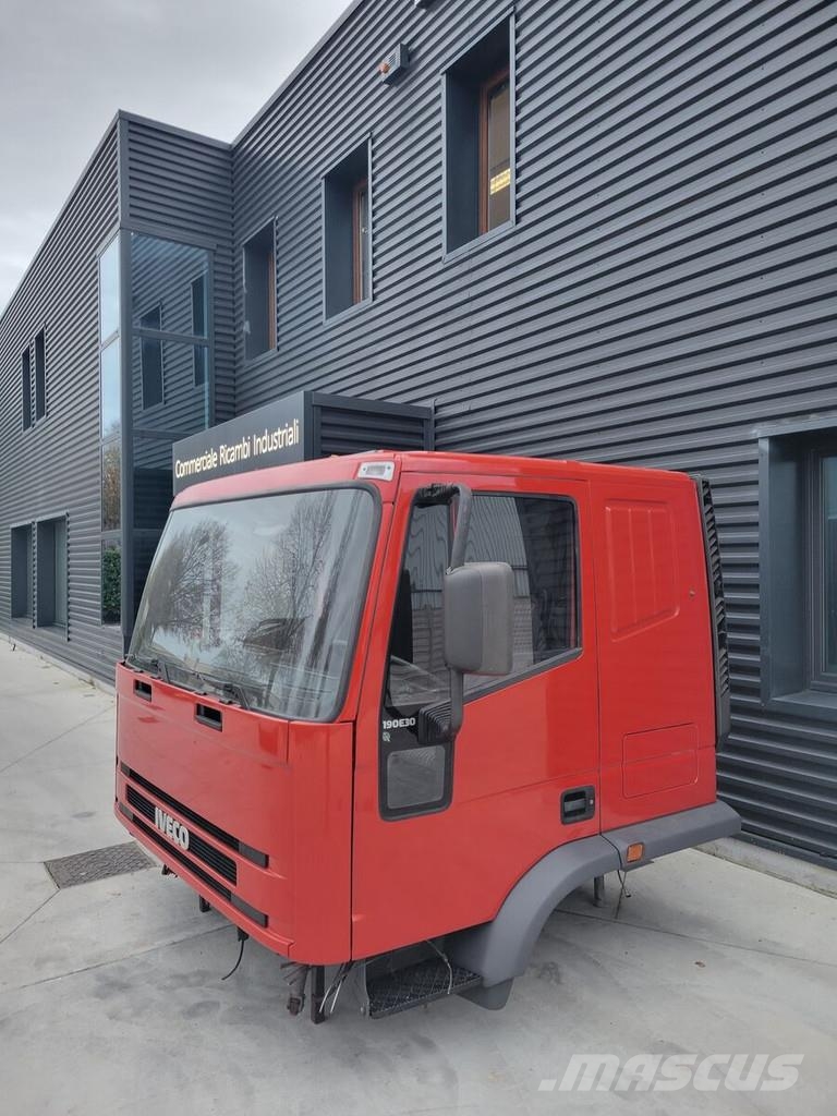 Iveco EUROTECH SLEEPING CAB Kabine i unutrašnjost