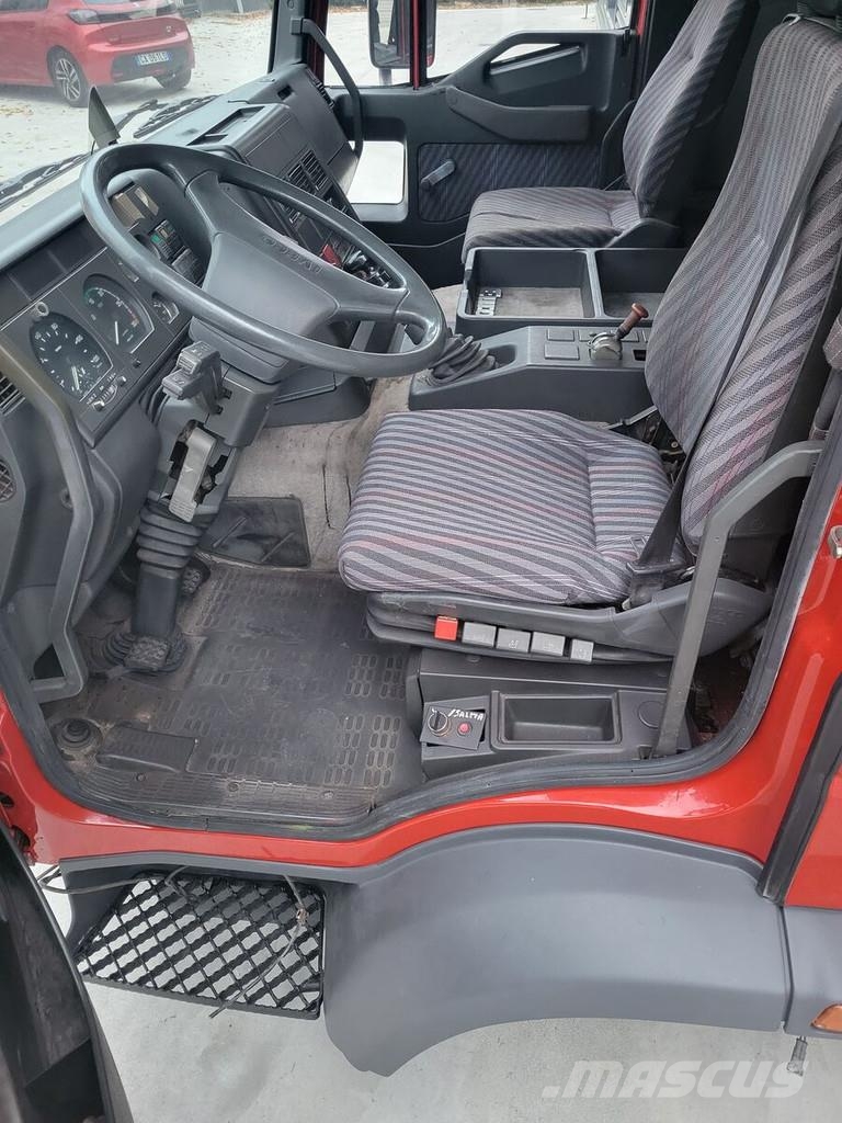 Iveco EUROTECH SLEEPING CAB Kabine i unutrašnjost