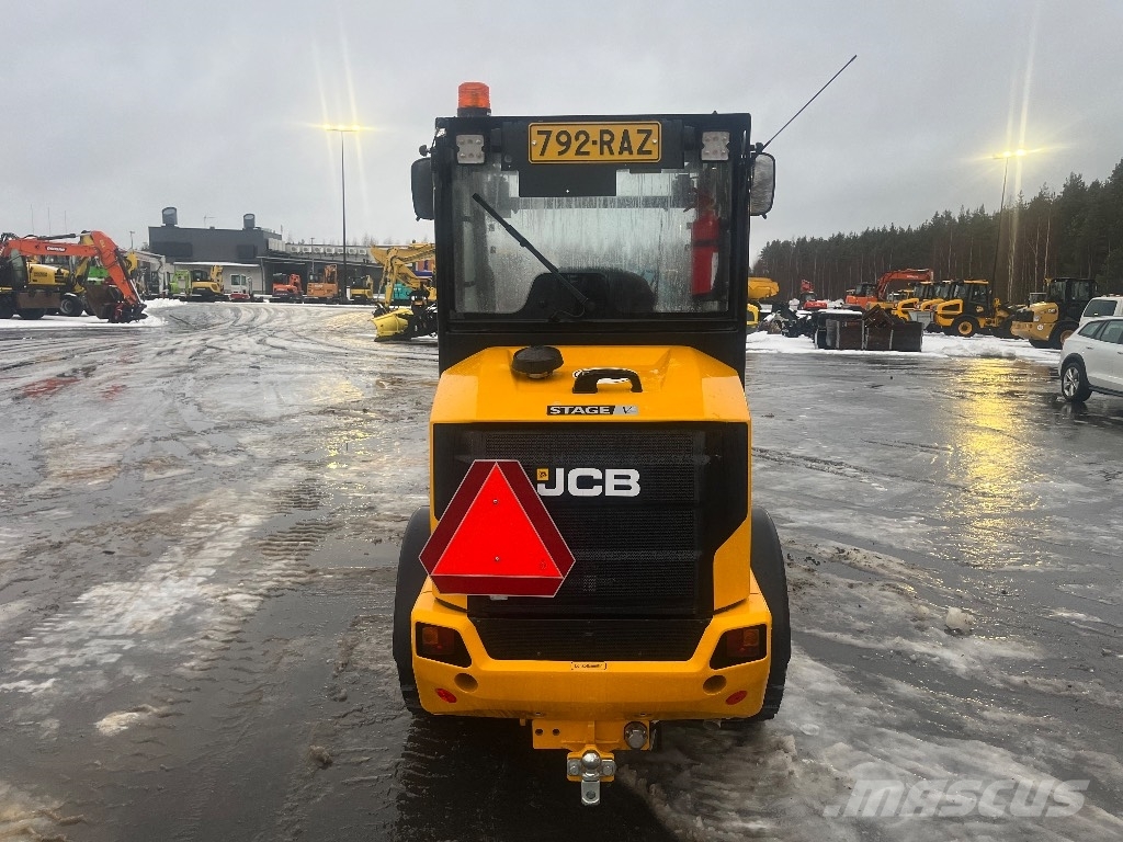 JCB 403 / Kauha, Piikit, 30km/h, Takuu 12kk Iekrāvēji uz riteņiem