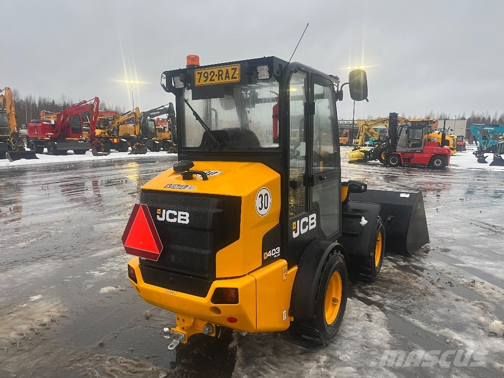 JCB 403 / Kauha, Piikit, 30km/h, Takuu 12kk Iekrāvēji uz riteņiem