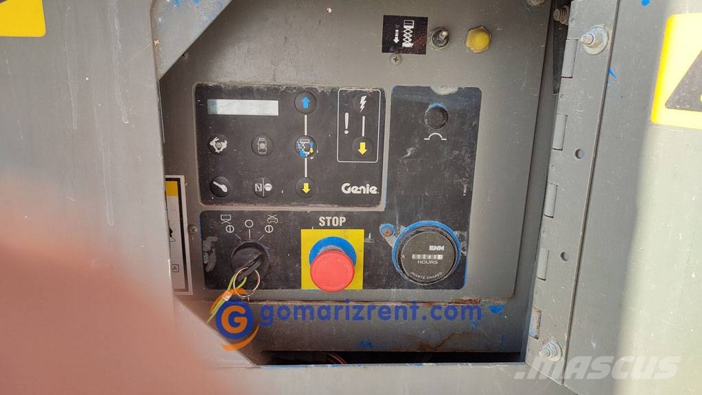 Genie GS 3384 Nožnicové zdvíhacie plošiny