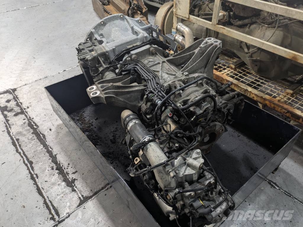 Mercedes-Benz G211-12 + Retarder 715 352 变速器