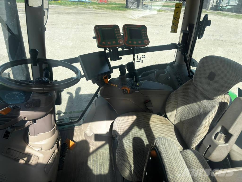 John Deere 6215 R Trattori
