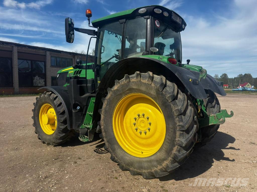 John Deere 6215 R Trattori