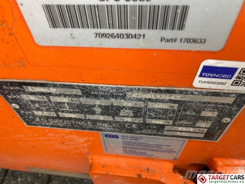 JLG E300AJP Jib Plus Electric Articulated Lift 1097cm Compact self-propelled boom lifts