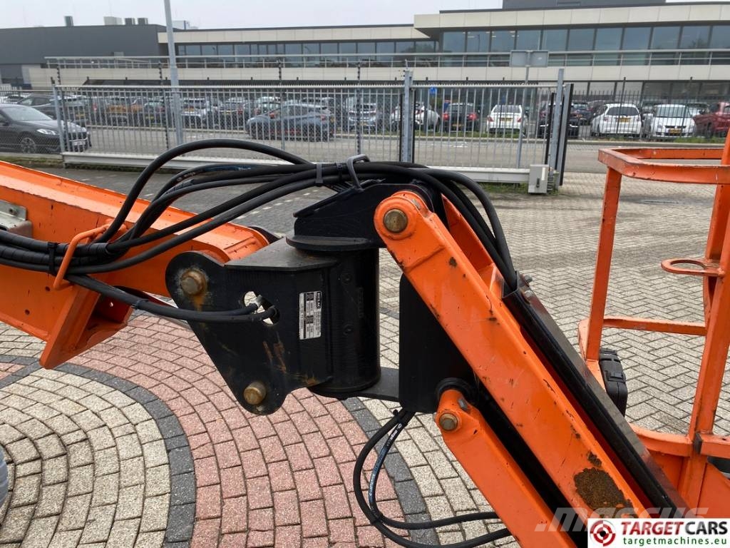 JLG E300AJP Jib Plus Electric Articulated Lift 1097cm Compact self-propelled boom lifts