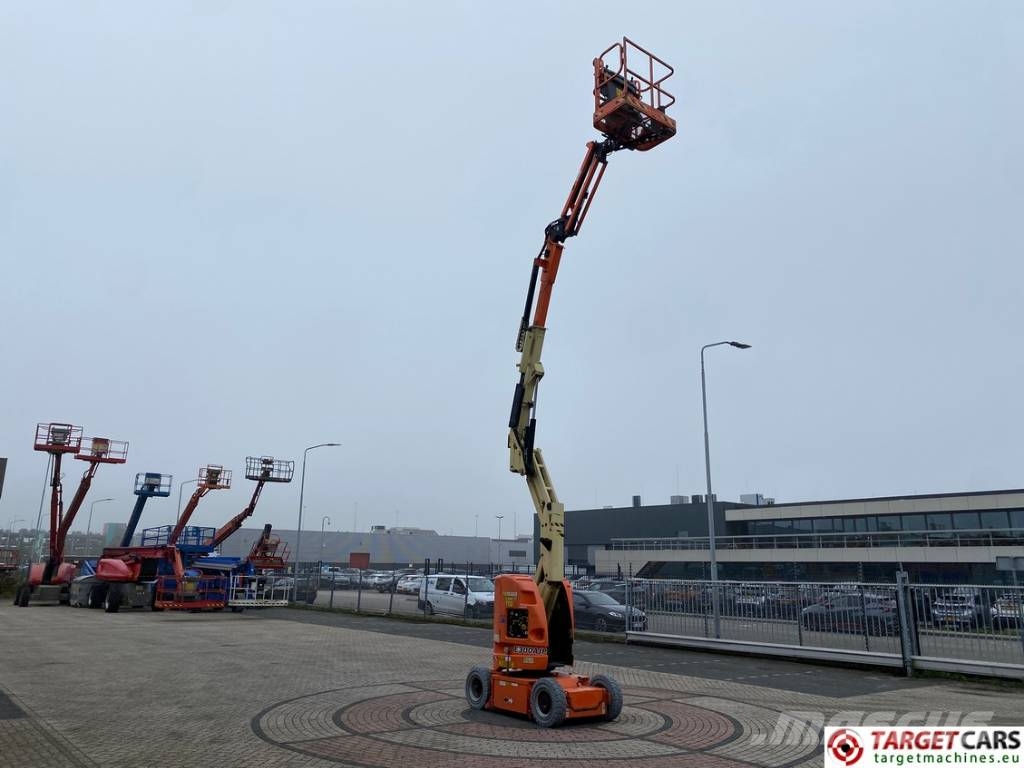 JLG E300AJP Jib Plus Electric Articulated Lift 1097cm Compact self-propelled boom lifts