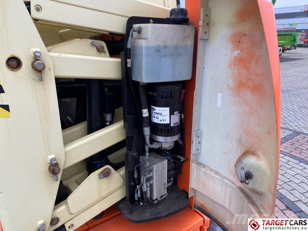 JLG E300AJP Jib Plus Electric Articulated Lift 1097cm Compact self-propelled boom lifts