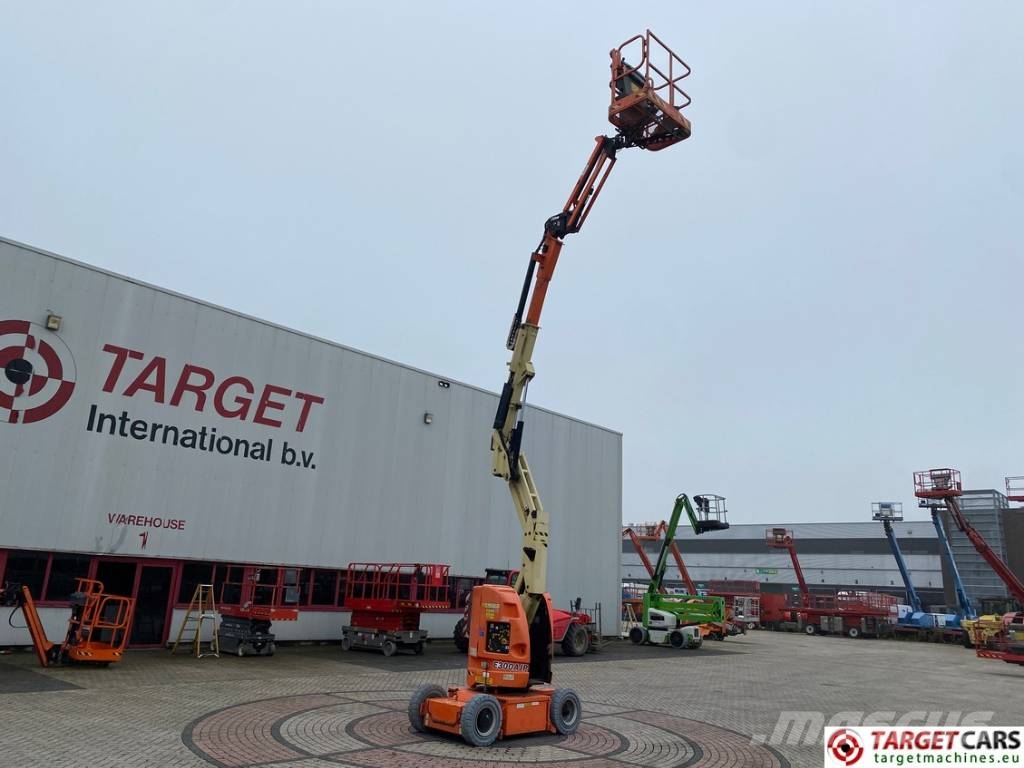 JLG E300AJP Jib Plus Electric Articulated Lift 1097cm Compact self-propelled boom lifts
