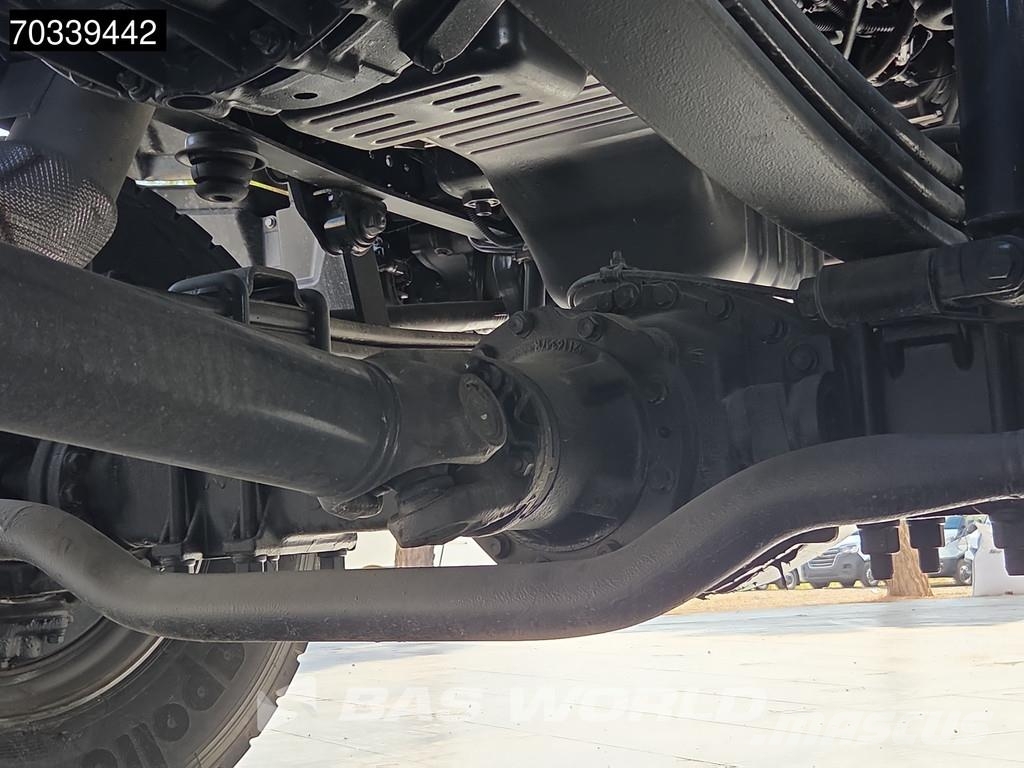 Iveco T-Way 360 4X4 NEW 4x4 chassis Automatic Airco Euro Çekiciler