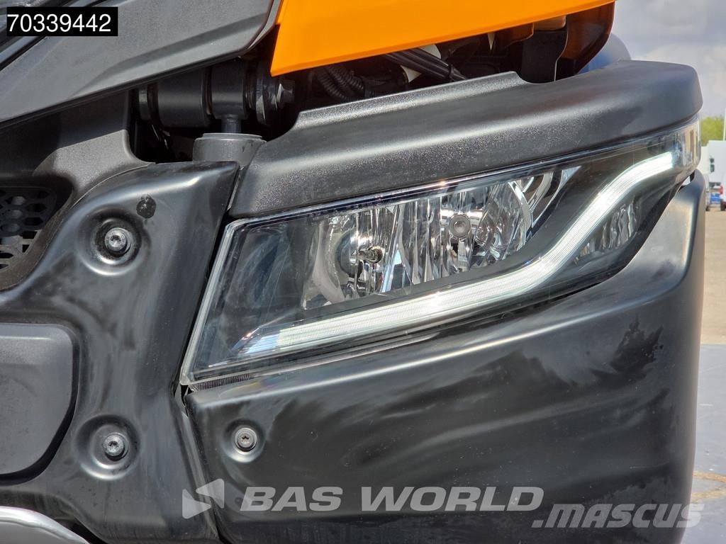 Iveco T-Way 360 4X4 NEW 4x4 chassis Automatic Airco Euro Çekiciler