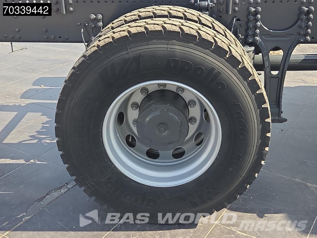 Iveco T-Way 360 4X4 NEW 4x4 chassis Automatic Airco Euro Çekiciler