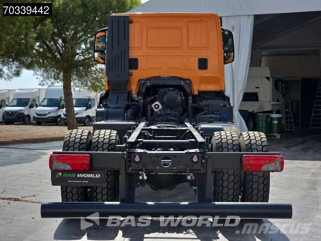 Iveco T-Way 360 4X4 NEW 4x4 chassis Automatic Airco Euro Çekiciler