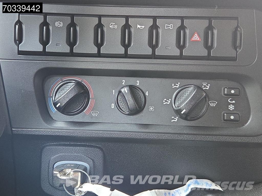 Iveco T-Way 360 4X4 NEW 4x4 chassis Automatic Airco Euro Çekiciler