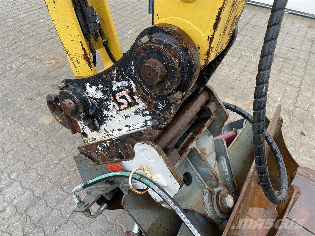 Komatsu PC80MR-5 Mobilbagger