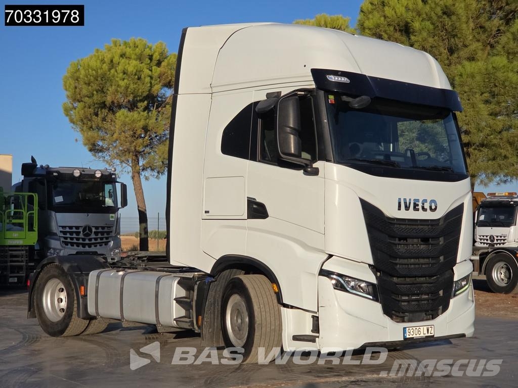 Iveco S-Way 530 4X2 Retarder 2xTanks ACC Standklima Sattelzugmaschinen