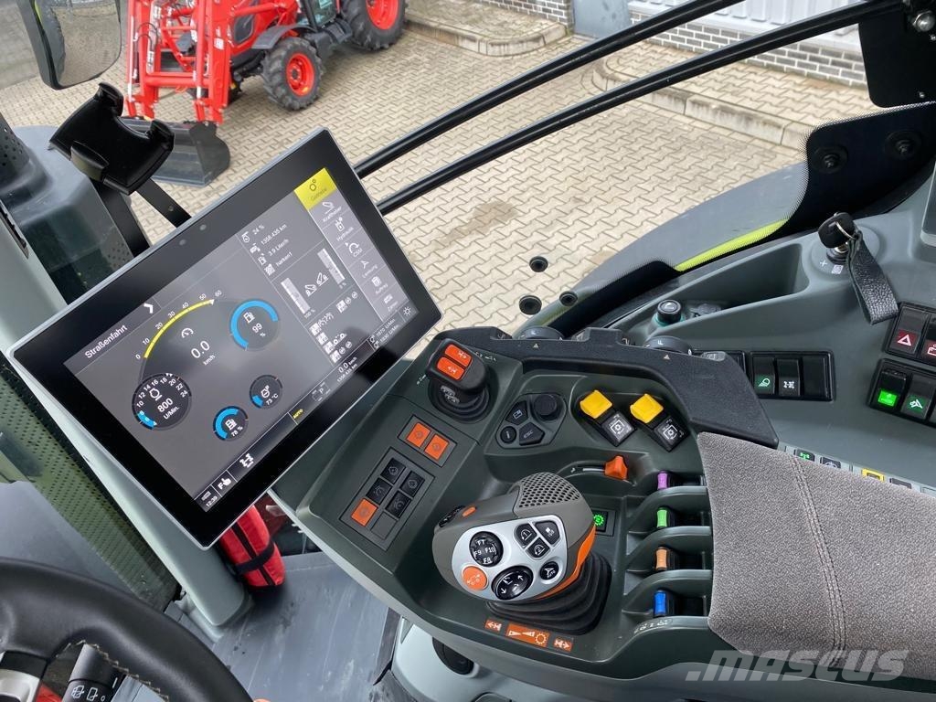 CLAAS Axion 930 Cmatic 트랙터