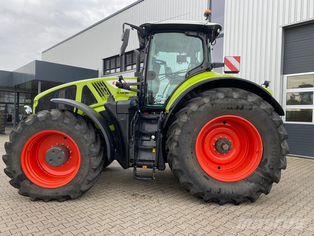 CLAAS Axion 930 Cmatic 트랙터