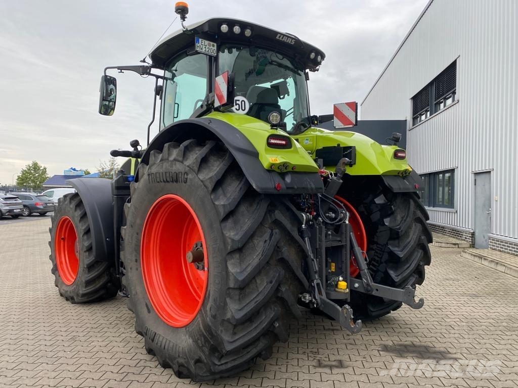 CLAAS Axion 930 Cmatic 트랙터