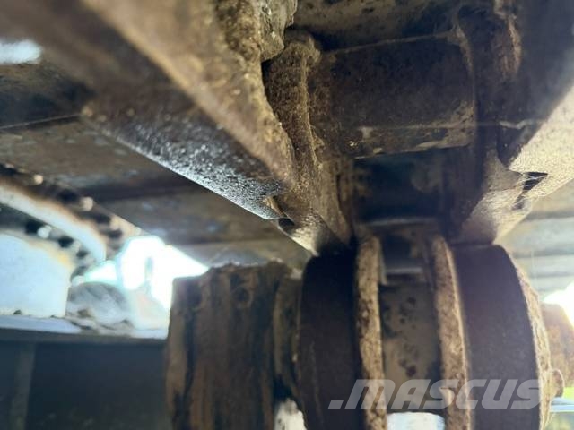 Hyundai HX 140 AL Гусеничні екскаватори