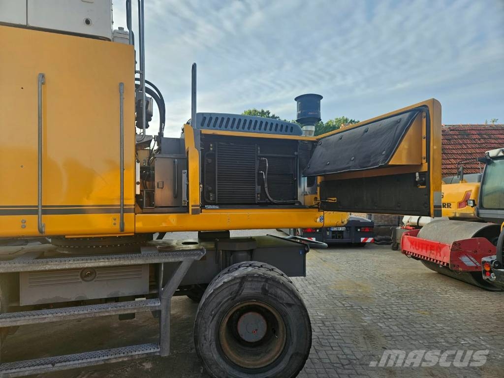 Liebherr A 924C HD EW Waste / industry handlers