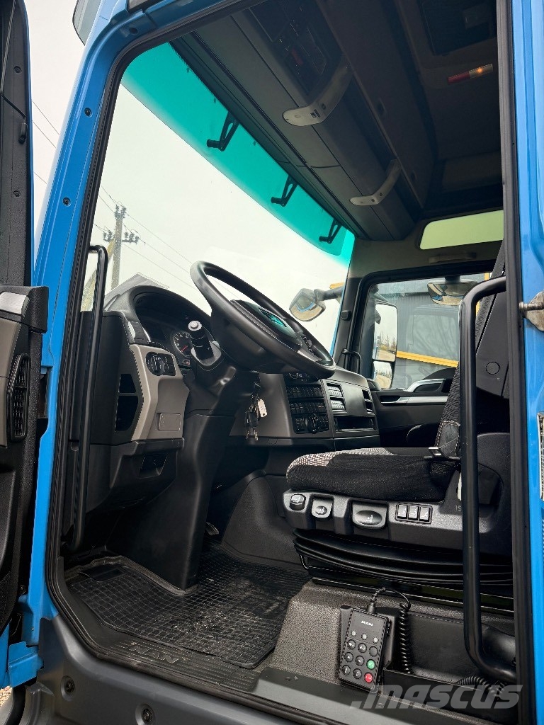 MAN TGX 26.420 Camiones portamaquinaria