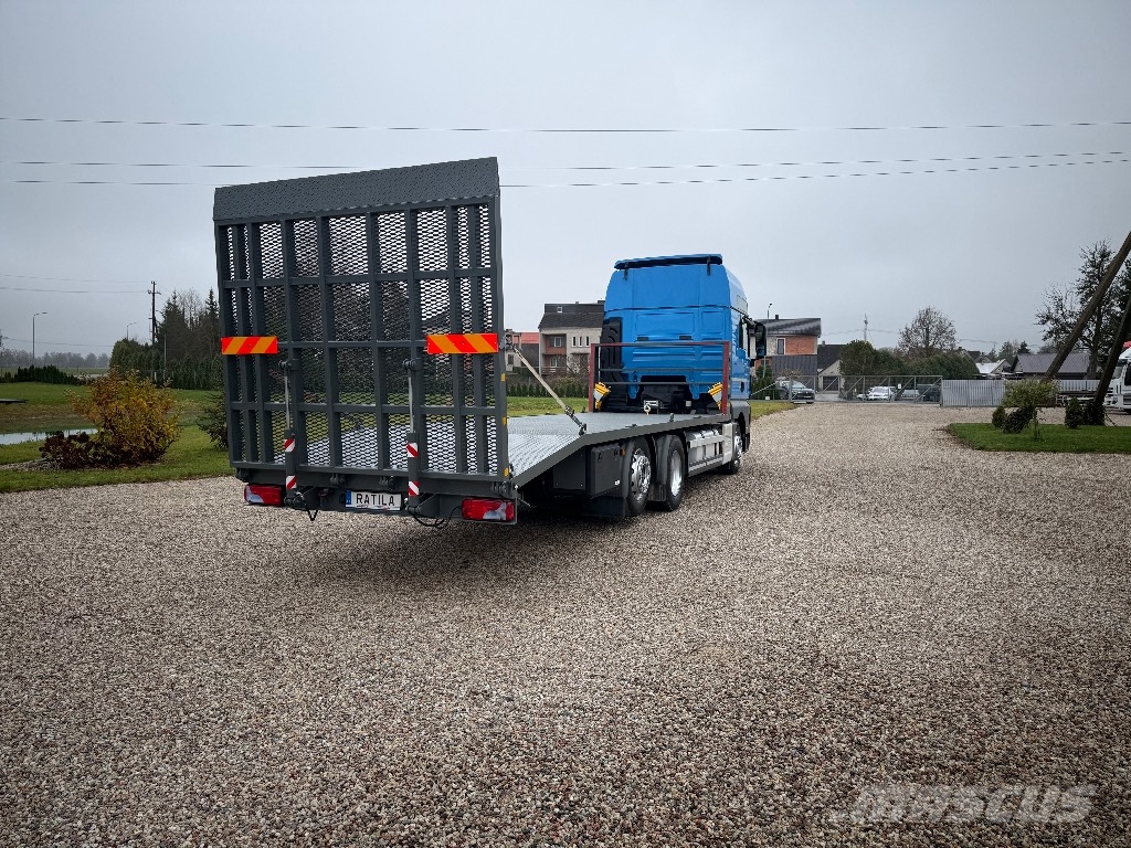 MAN TGX 26.420 Camiones portamaquinaria