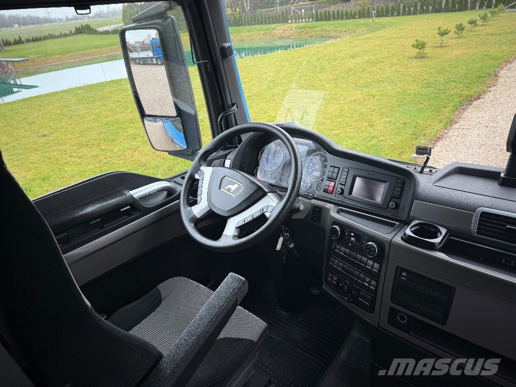 MAN TGX 26.420 Camiones portamaquinaria