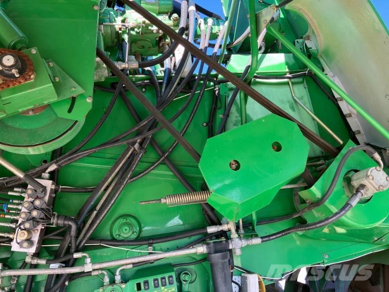 John Deere T 670 Θεριζοαλωνιστικές μηχανές
