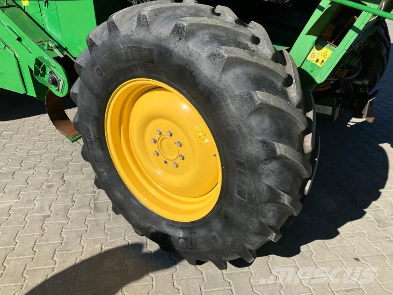 John Deere T 670 Θεριζοαλωνιστικές μηχανές