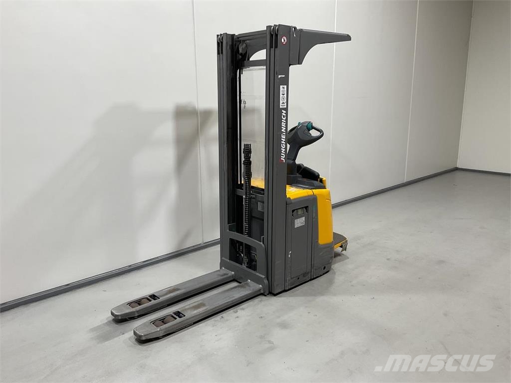 Jungheinrich ERC 216Z Selbstfahrstapler