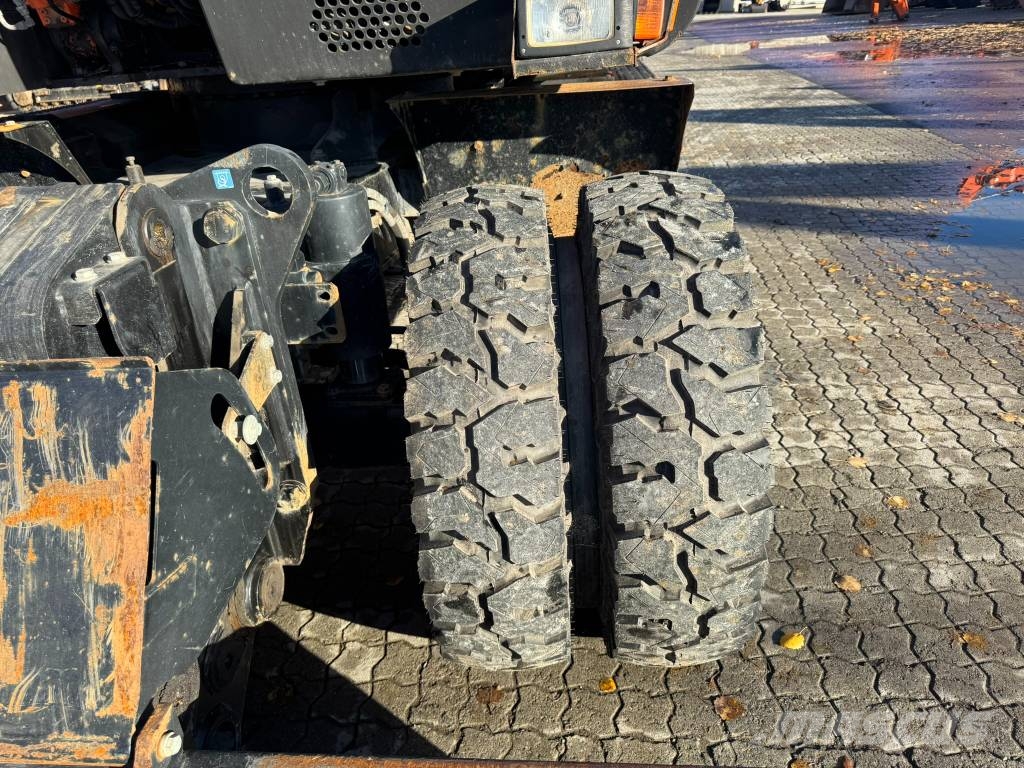 Hitachi ZX140W-6 Hjulgravere