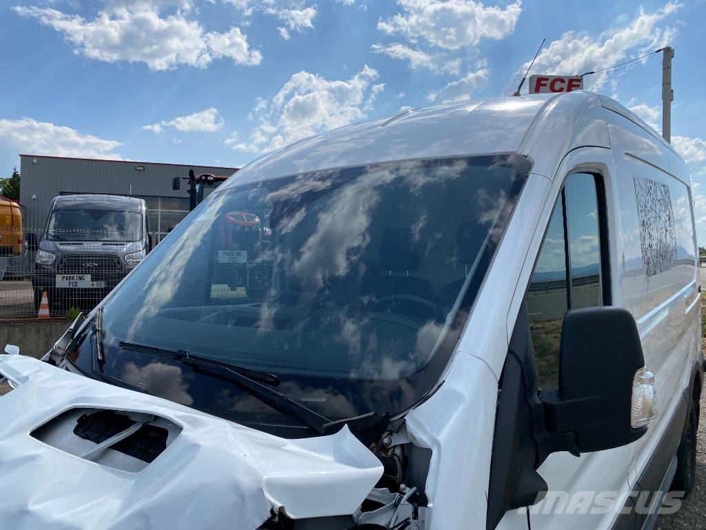 Ford e-Transit Zéros Emission endommagé Furgons