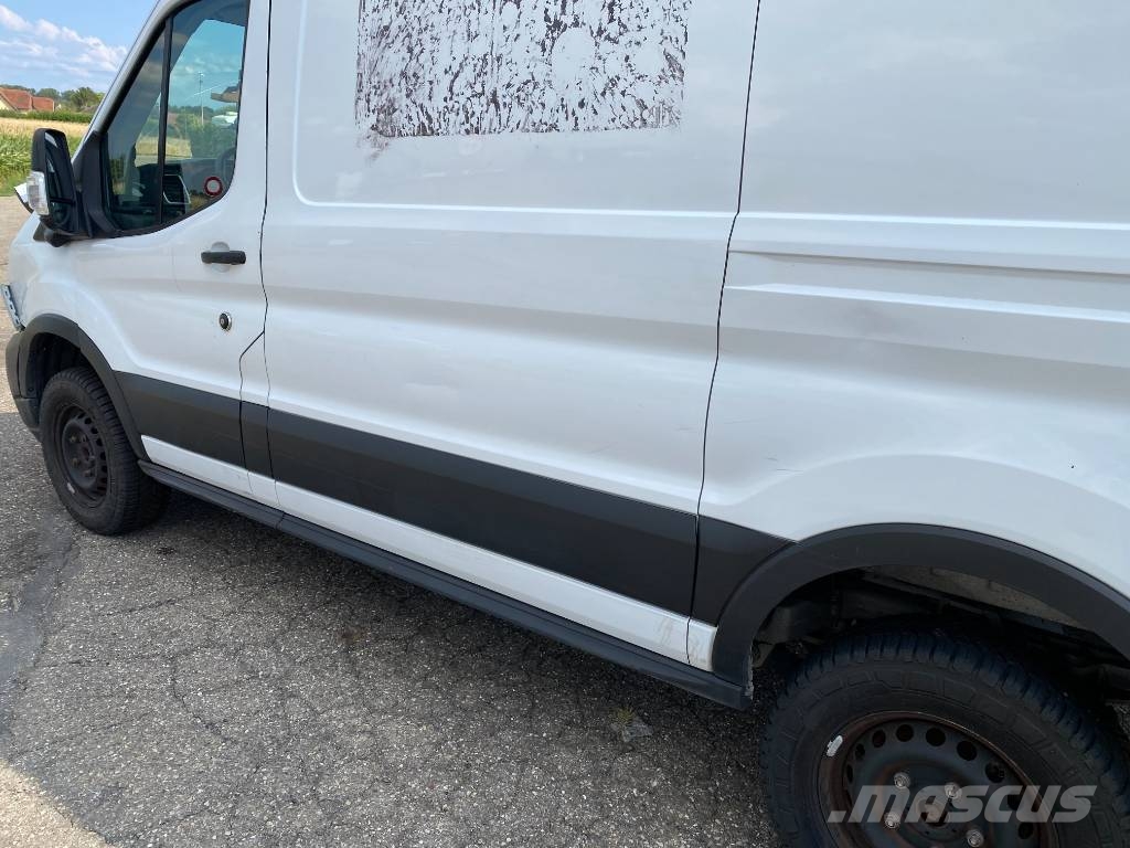 Ford e-Transit Zéros Emission endommagé Furgons