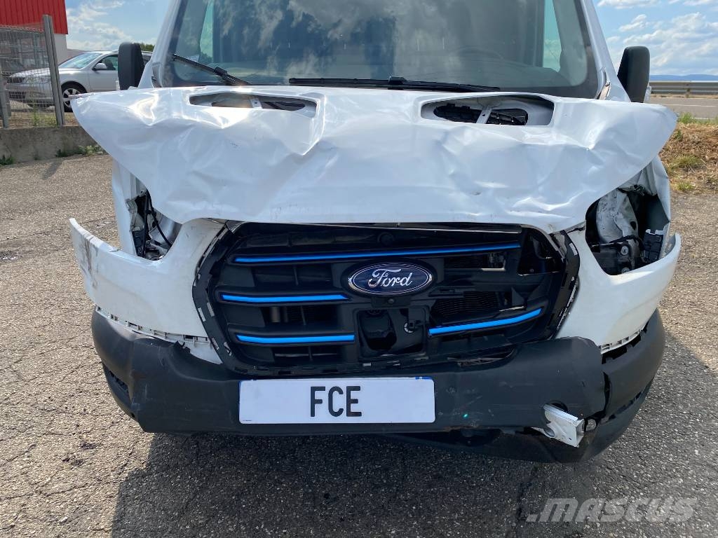 Ford e-Transit Zéros Emission endommagé Furgons