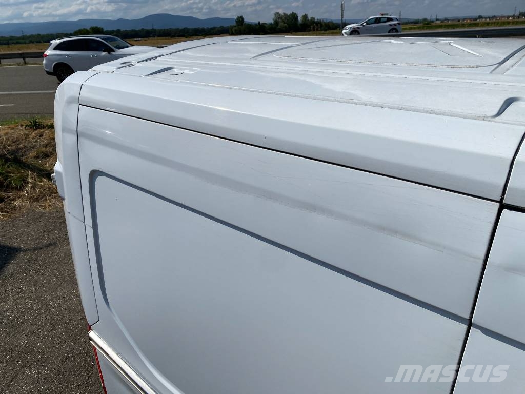 Ford e-Transit Zéros Emission endommagé Furgons