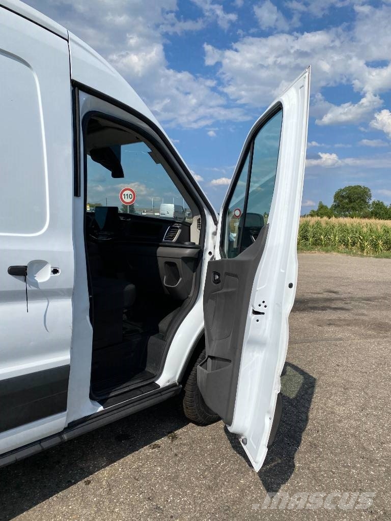 Ford e-Transit Zéros Emission endommagé Furgons