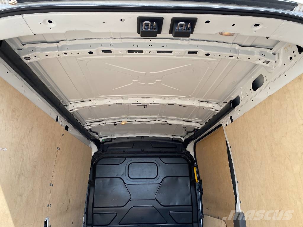 Ford e-Transit Zéros Emission endommagé Furgons