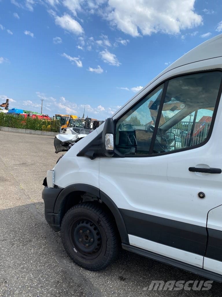 Ford e-Transit Zéros Emission endommagé Furgons