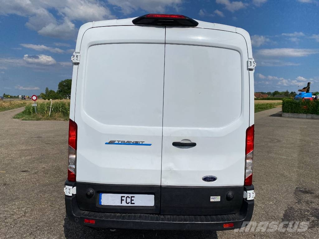 Ford e-Transit Zéros Emission endommagé Furgons
