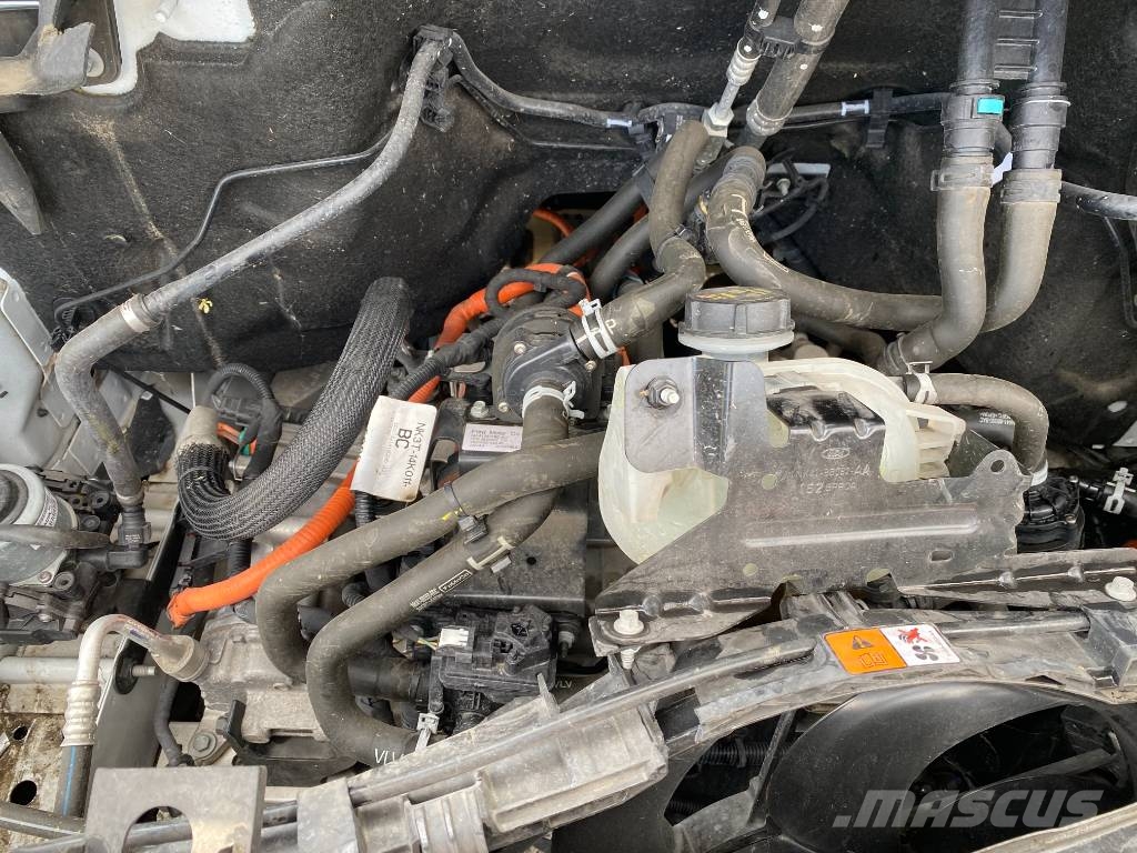 Ford e-Transit Zéros Emission endommagé Furgons